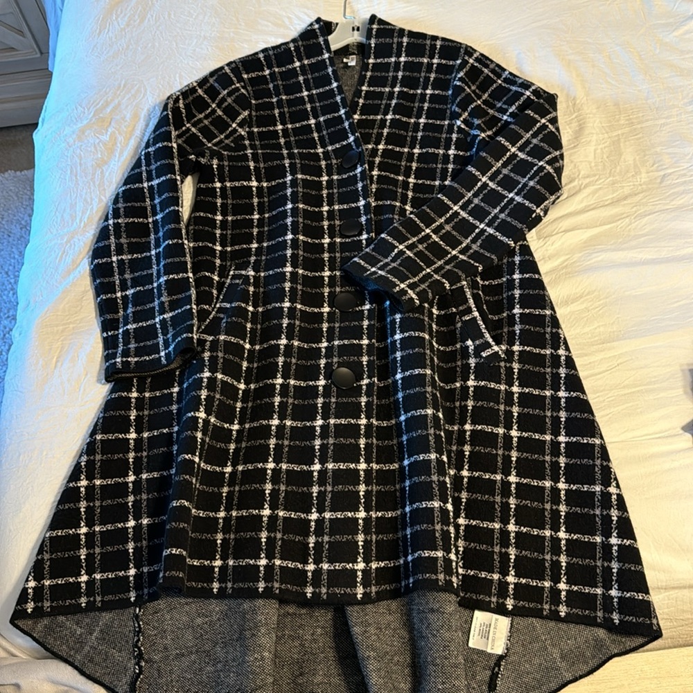 Beautiful jacket to wear with leggings and boots/heels